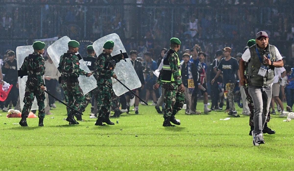 Indonesia: At least 174 Dead in Football Stadium Crush
